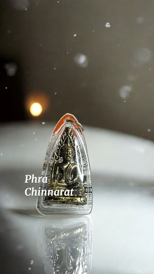 Phra Chinnarat Buddha Amulet