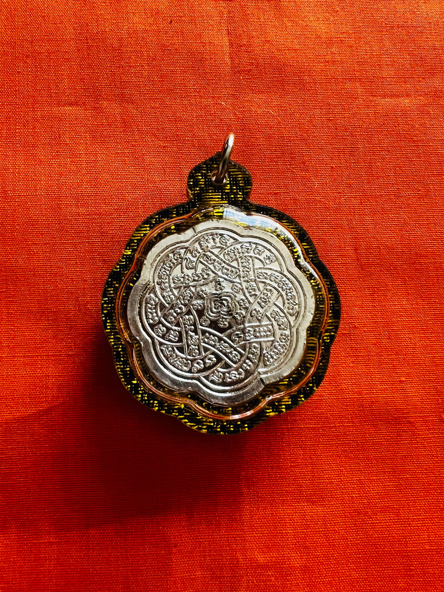 Twin Headless Tiger Amulet