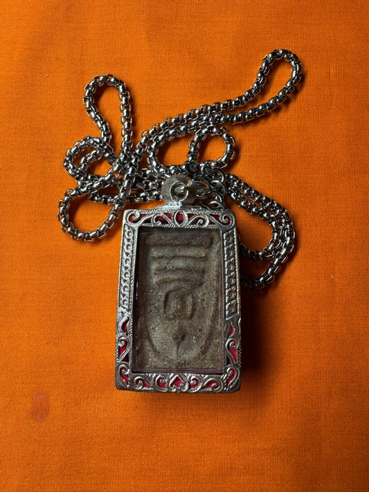 Phra Somdej (Reverse Upside Down) Buddha Amulet