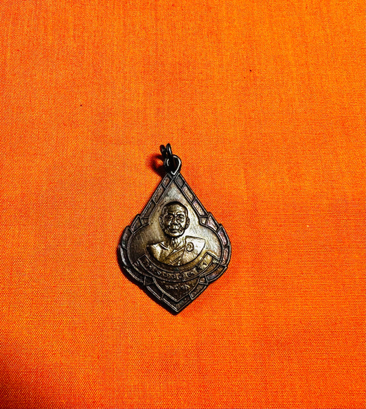 Kruba Srivichai 1993 Engineer Buddha