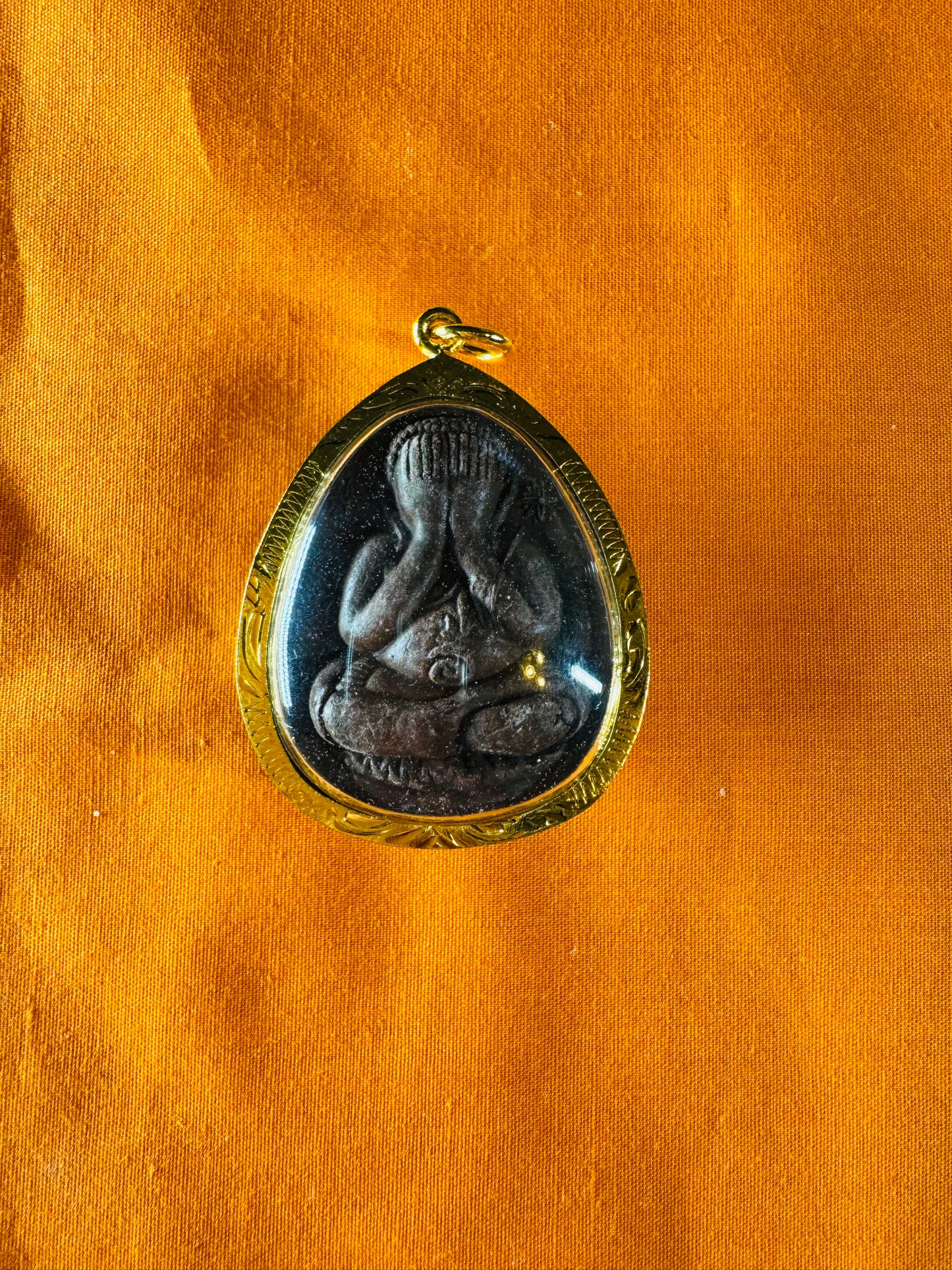 Phra Pidta Amulet – Blessed by Luang Phor Pae