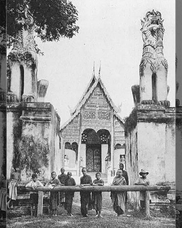 Kruba Srivichai 1993 Engineer Buddha
