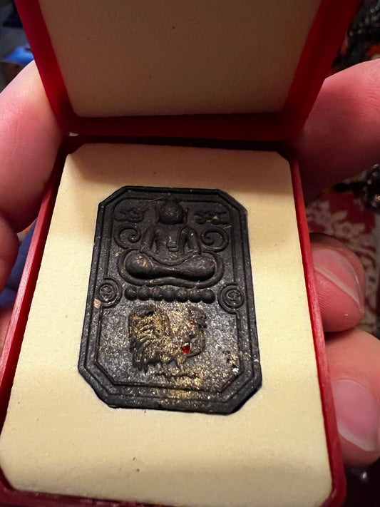 Red Rooster 🐓 Buddha